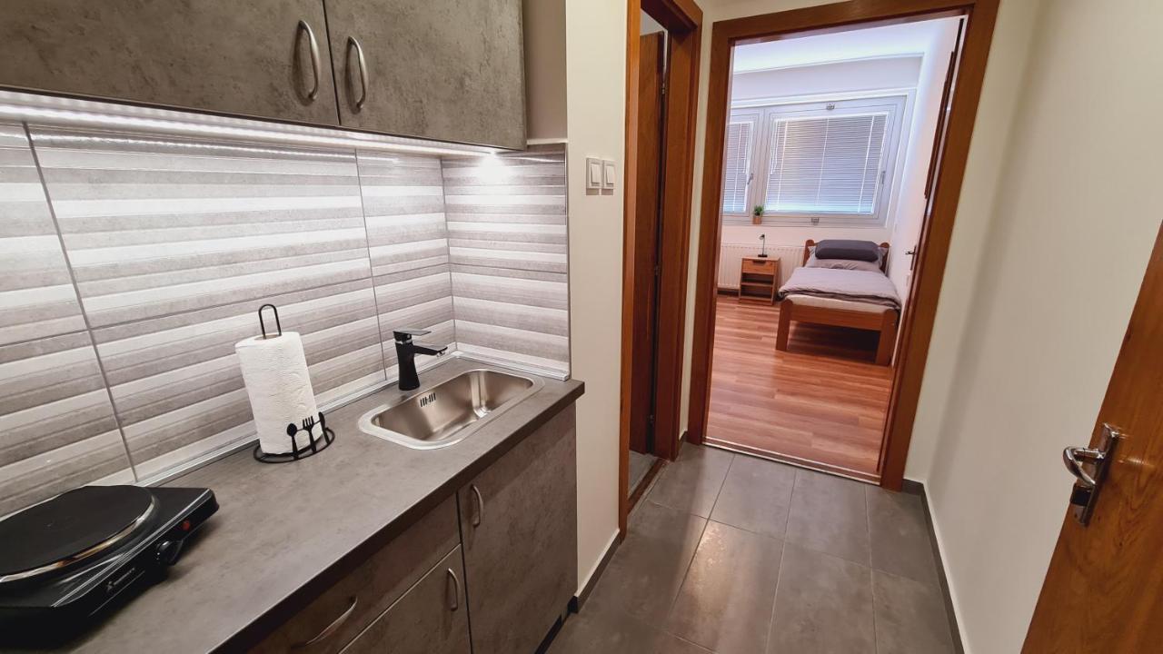 Heder Apartmanok Balatonfenyves Buitenkant foto