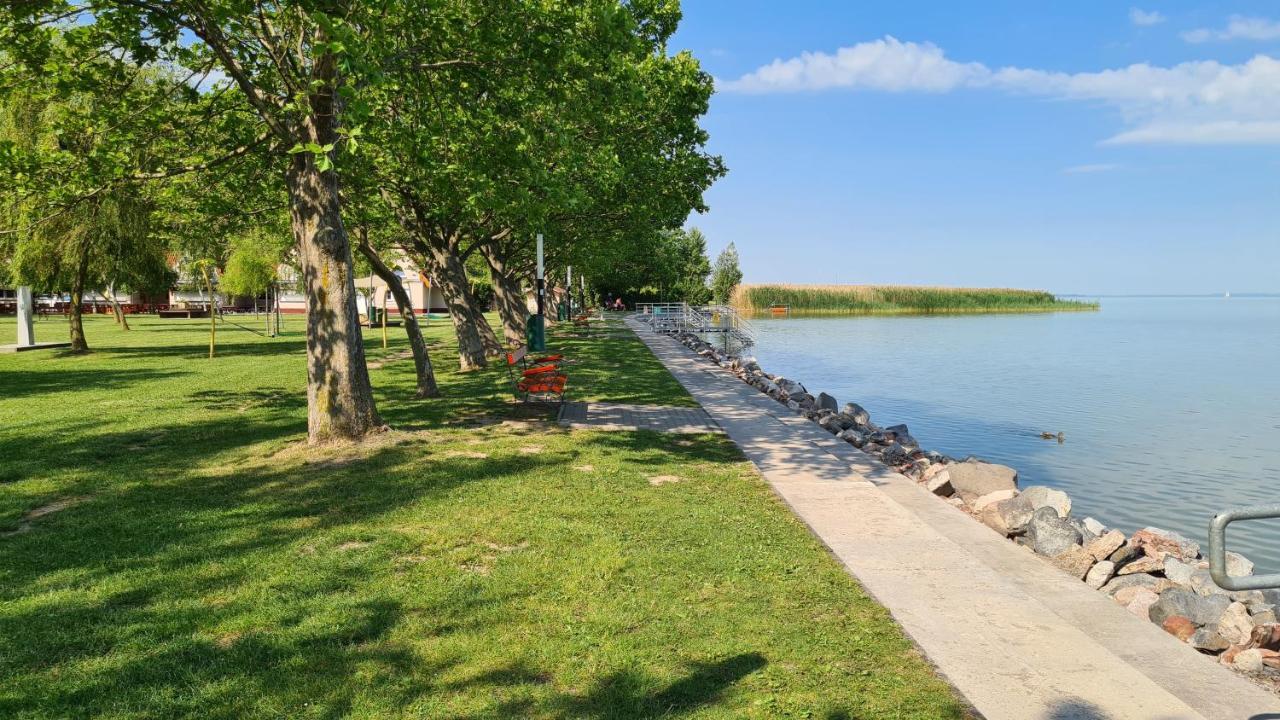 Heder Apartmanok Balatonfenyves Buitenkant foto
